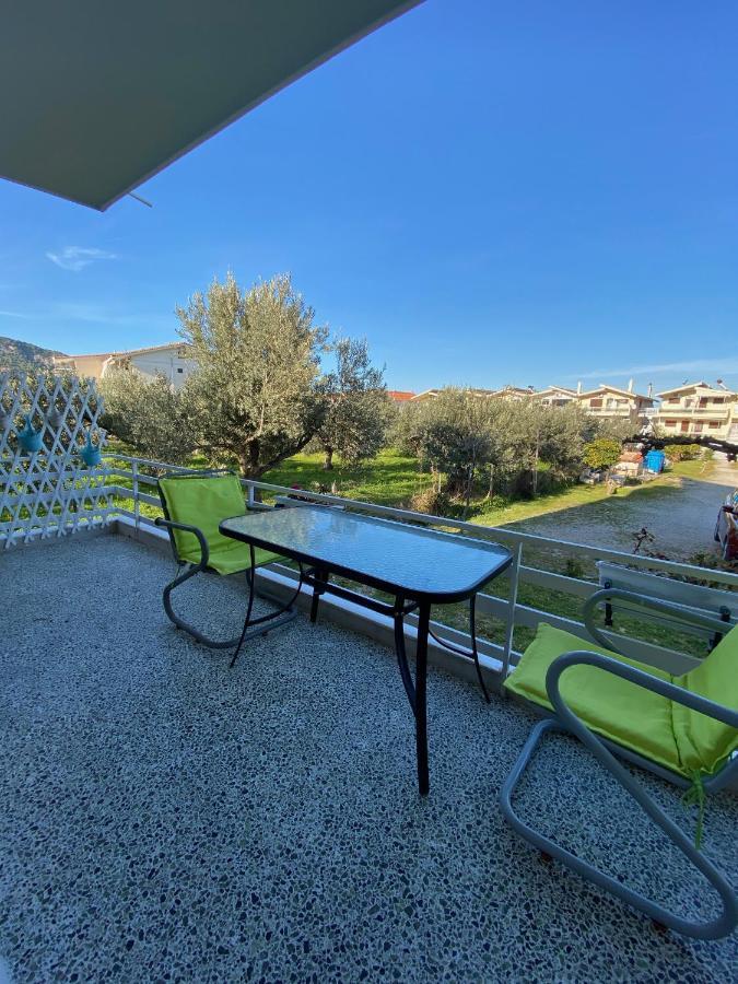 Mpanos Sea Apartment 1 Loutra Oraias Elenis Exterior photo