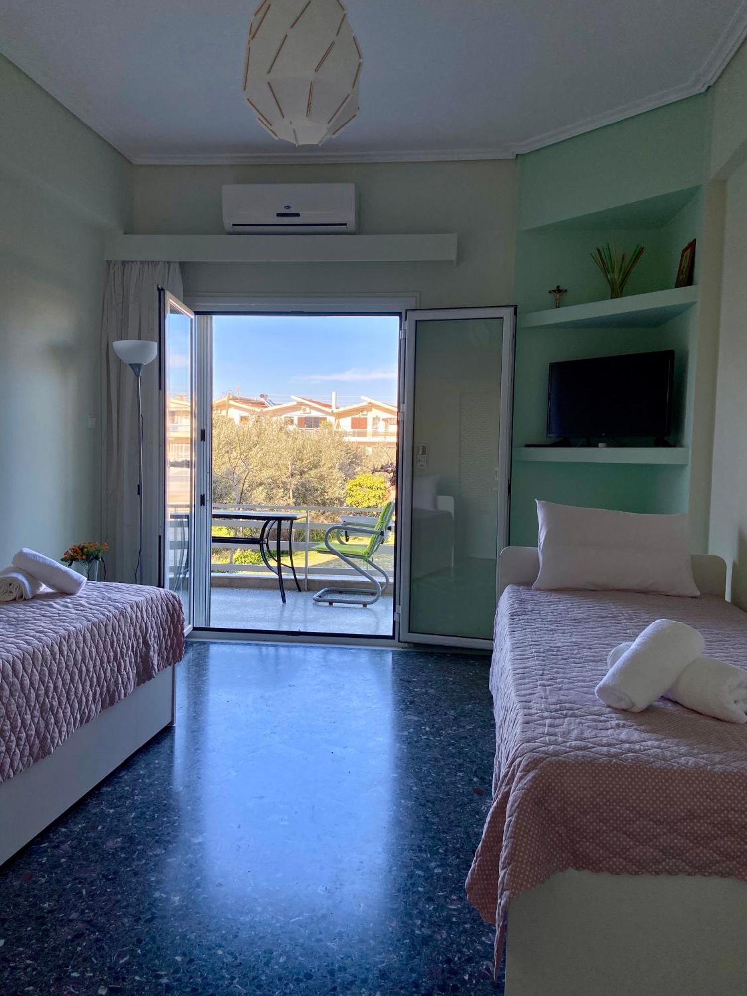 Mpanos Sea Apartment 1 Loutra Oraias Elenis Exterior photo