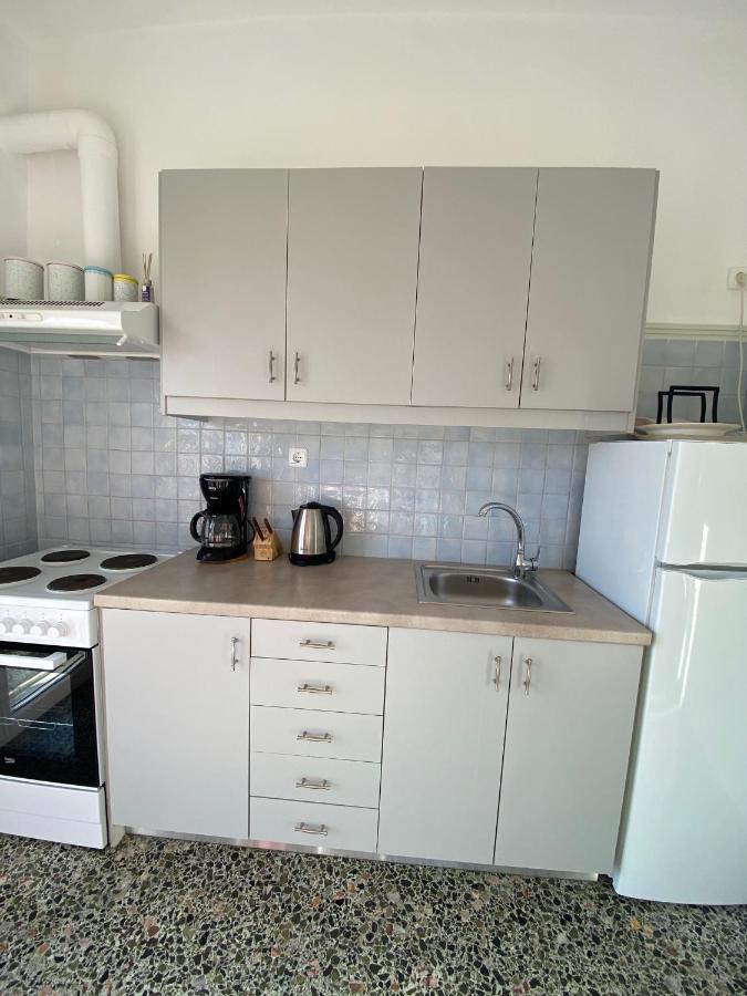 Mpanos Sea Apartment 1 Loutra Oraias Elenis Exterior photo